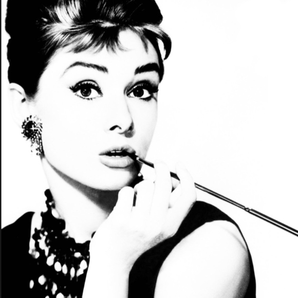 Meet your Posher, Leila - Picture 1 of 1